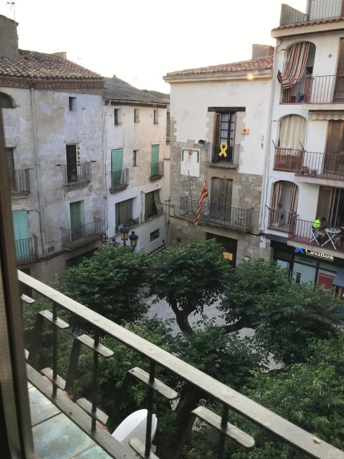 Hostal Casiano Camarasa Eksteriør bilde